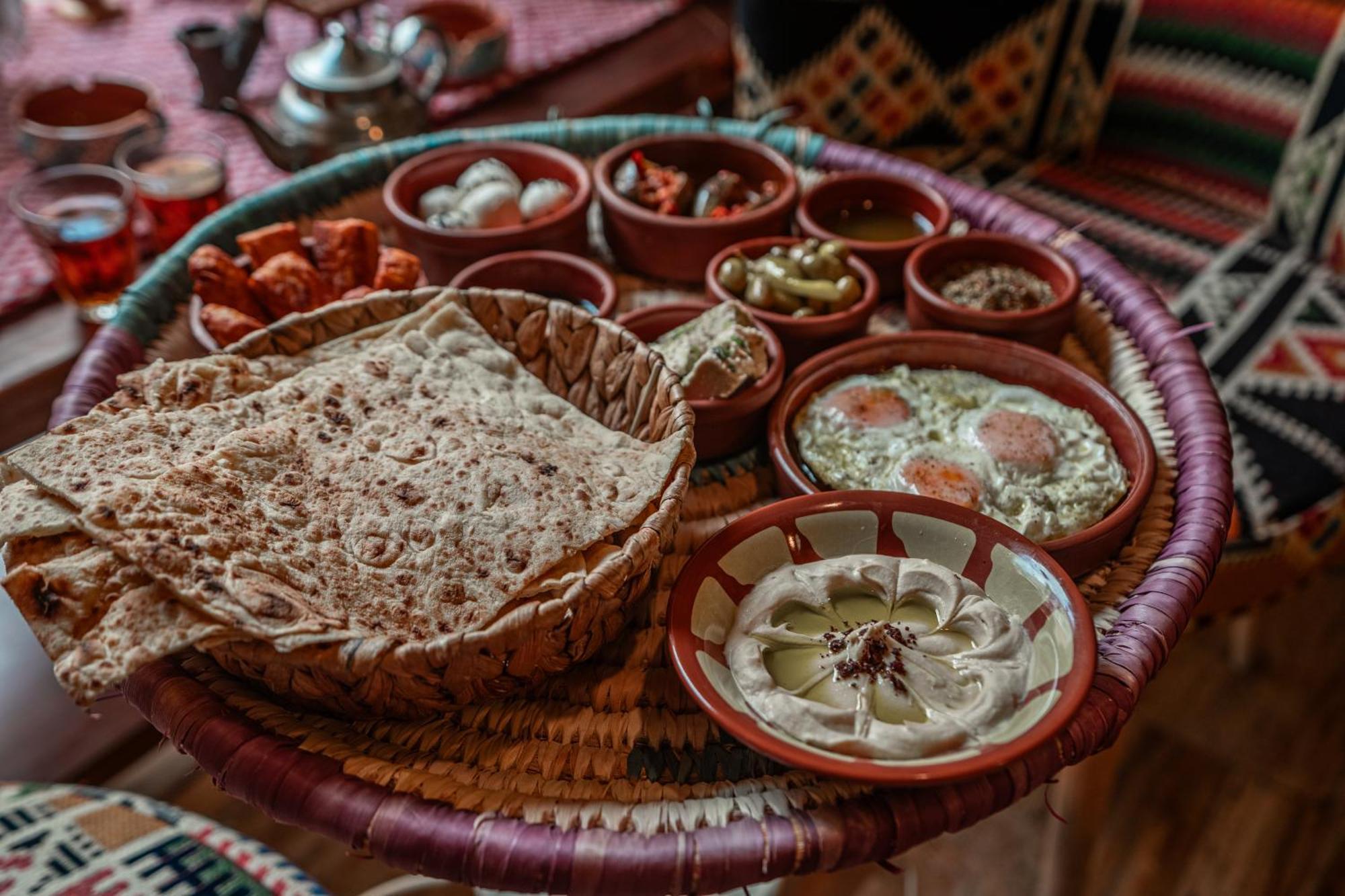 Jordan Heritage Madhafa Ал Салт Екстериор снимка