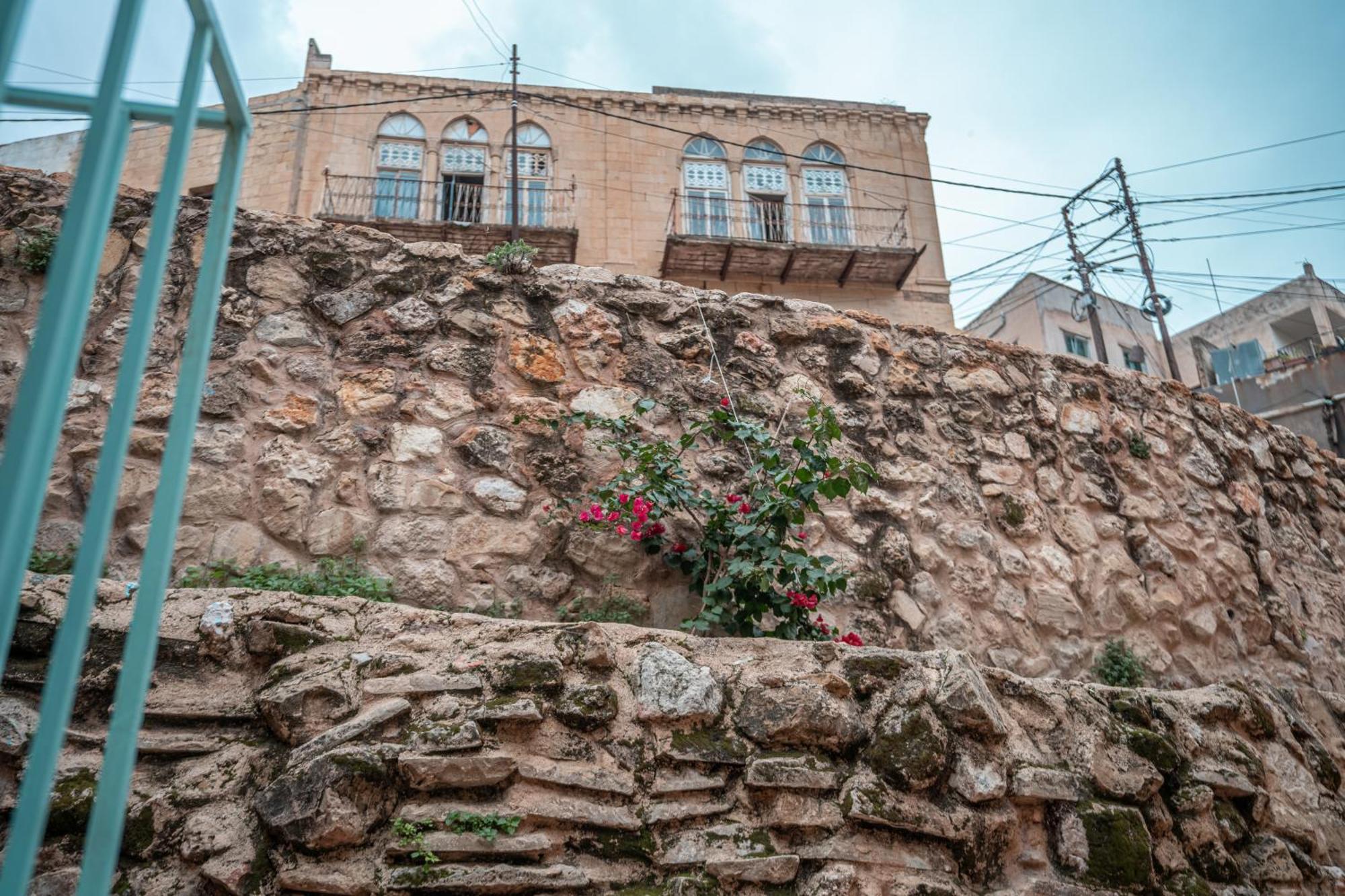 Jordan Heritage Madhafa Ал Салт Екстериор снимка